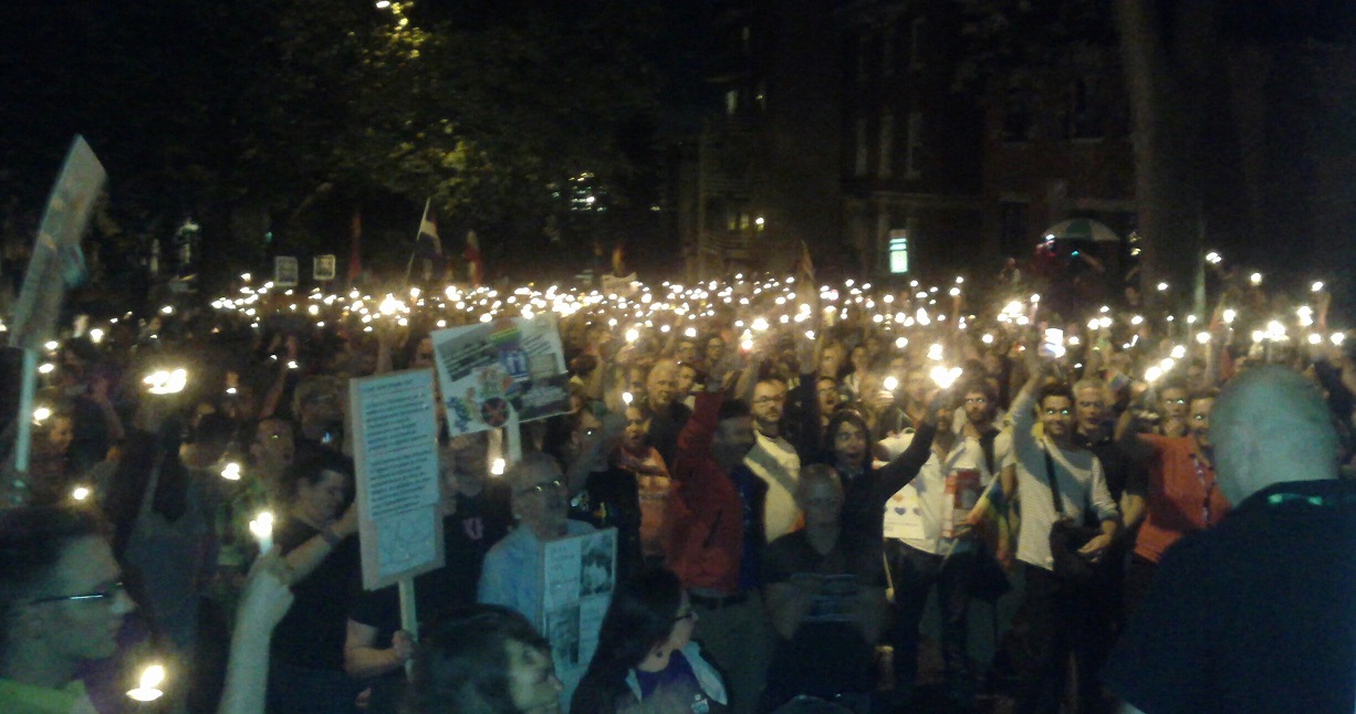 Photo 3: The vigil, 13 août 2013
