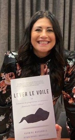 Yasmine Mohammed at the launch of her book in French